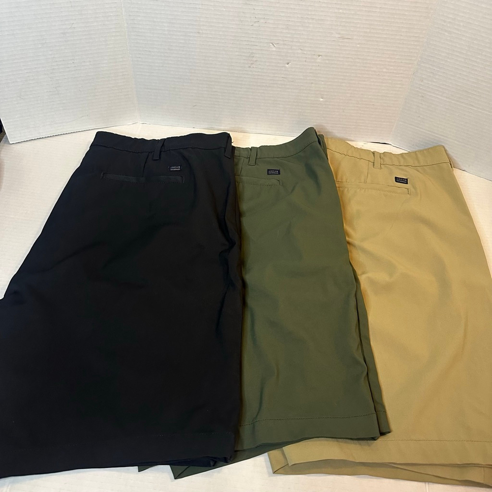 3 Mens Jachs New York Shorts Size (W) 40